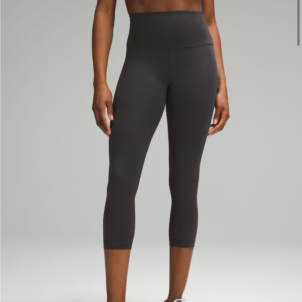Lululemon wunder under